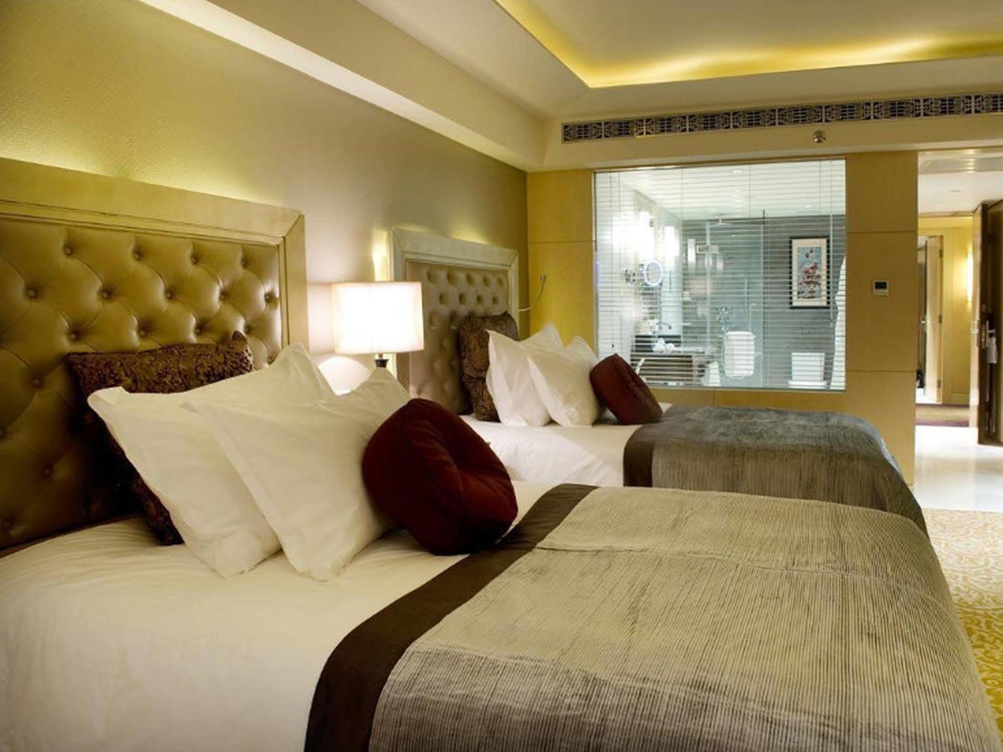 Tangla Hotel Beijing Exterior photo
